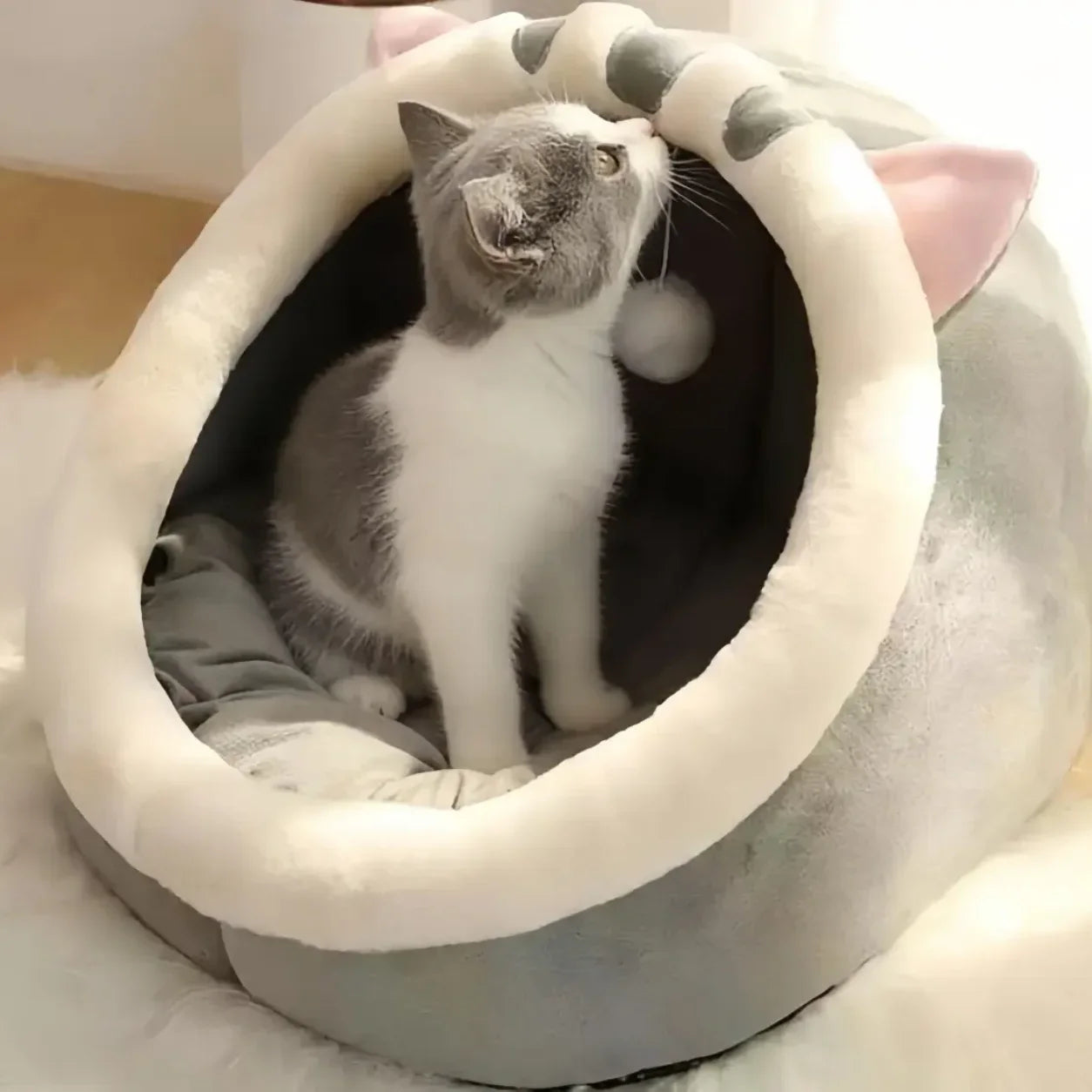 Cama Toca Ursinho para Gatos em Pelúcia + BRINDE: Luva Removedora de Pelos